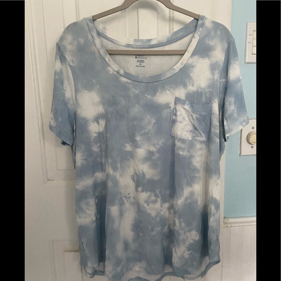 Market & Spruce Tops - Market & Spruce Elaine Pocket T Shirt. XXL